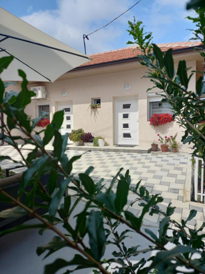Leda Apartmani Смедерево Экстерьер фото