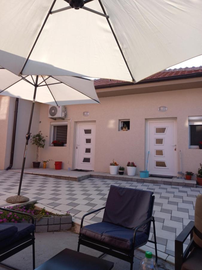 Leda Apartmani Смедерево Экстерьер фото